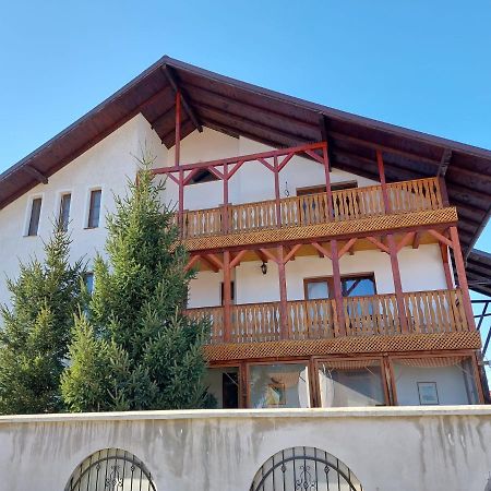 Pensiunea Vera Rîşnov Extérieur photo