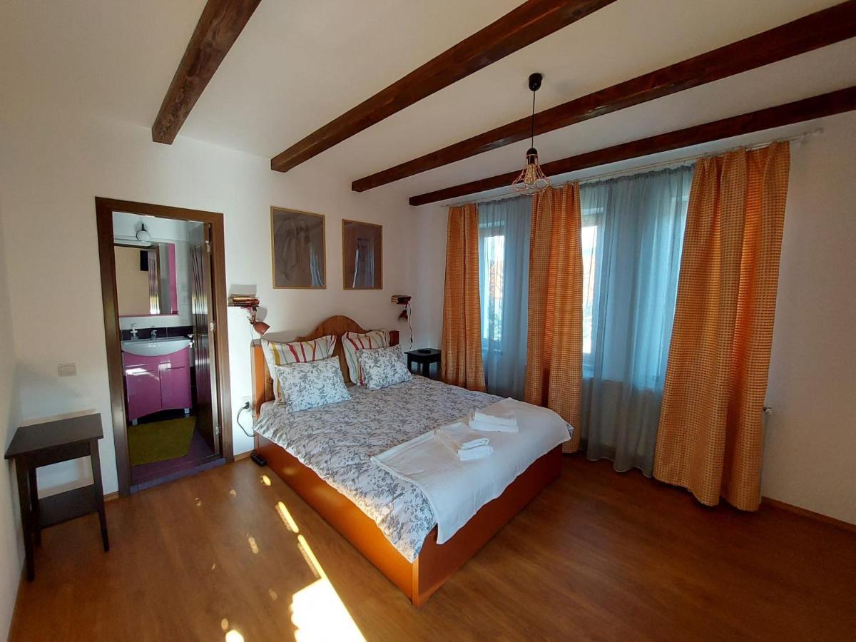 Pensiunea Vera Rîşnov Extérieur photo
